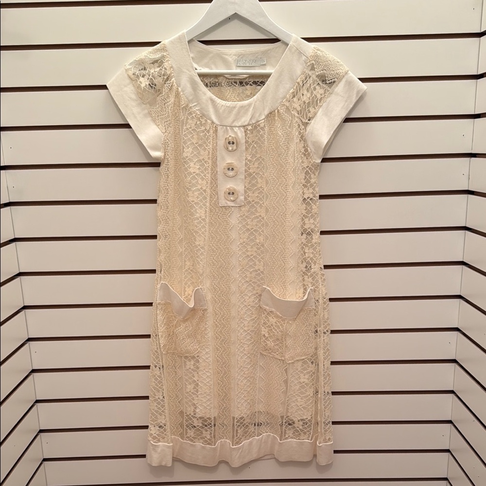 Elegant White Lace Dress